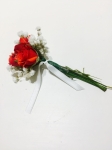 Bouquet de bolsillo novio, de mini rosas